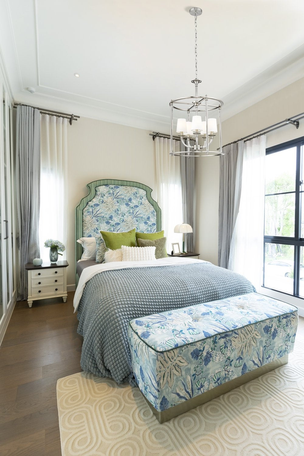 Z-LITE, KATERINA CHANDELIER, CHANDELIER LIGHT