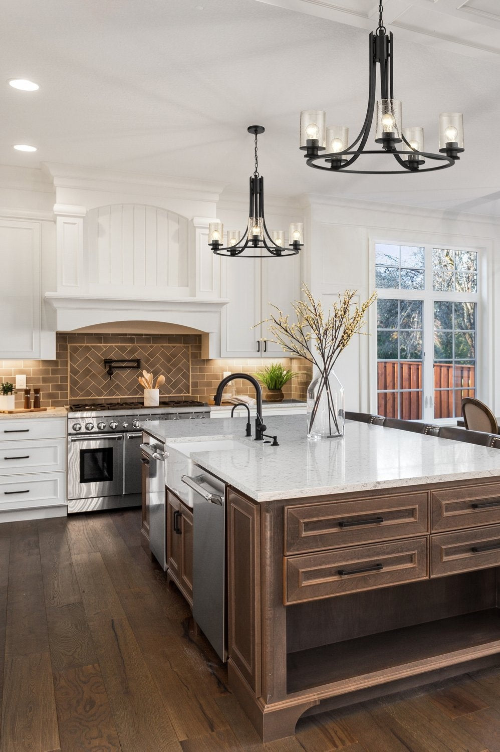 Z-LITE, BECKETT CHANDELIER, CHANDELIER LIGHT