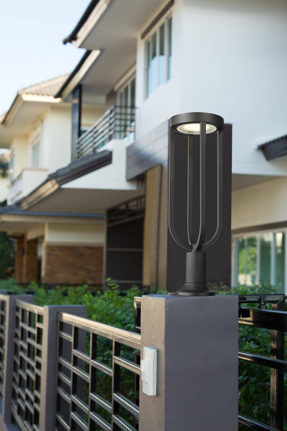 Z-LITE LELAND OUTDOOR PIER MOUNTED FIXTURE | 5005PHB-553PM-BK-LED - Post