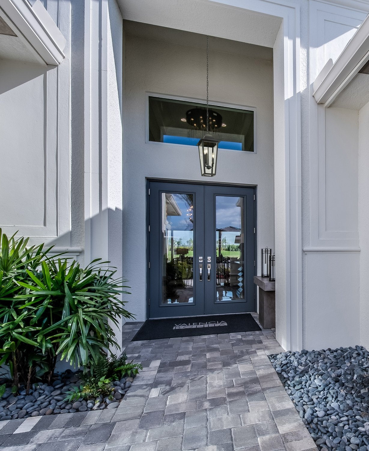 Z-LITE JENAMEES INC. 5008CHB-BK 40aad00a-287e-411e-8379-49ea60b41a4c