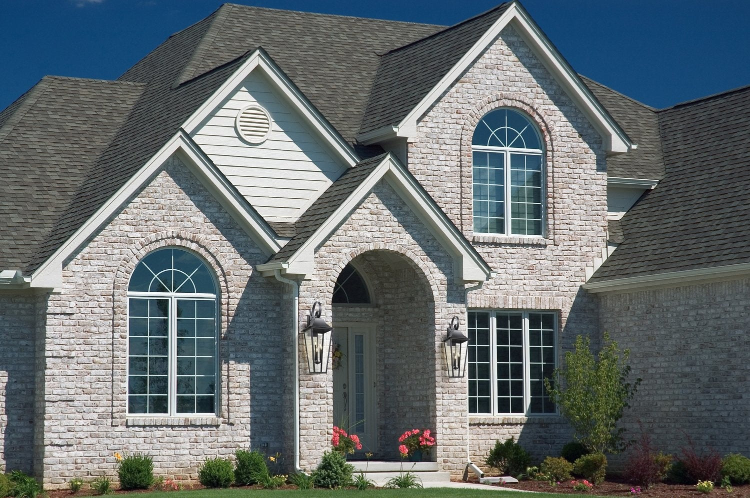 Z-LITE JENAMEES INC. 5008XXL-BK 57e4118f-a33e-42bf-8506-006d6a96854e