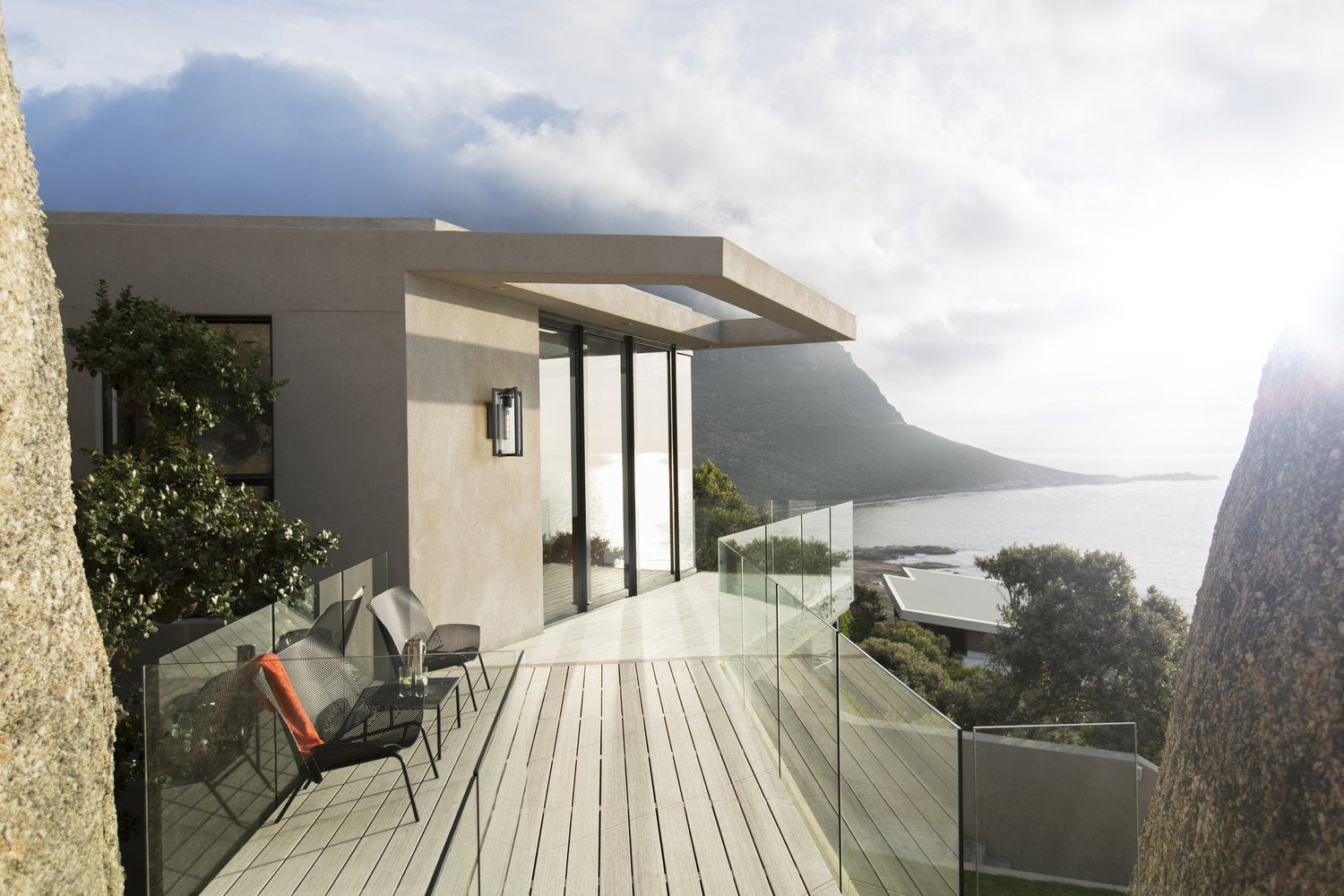 Z-LITE JENAMEES INC. 5013M-BK c9ee65b3-dce7-4c02-914e-ee97428658c2