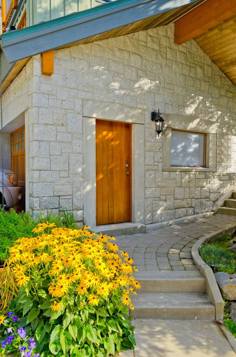 Z-LITE, WAKEFIELD OUTDOOR WALL LIGHT, OUTDOOR WALL LIGHTS