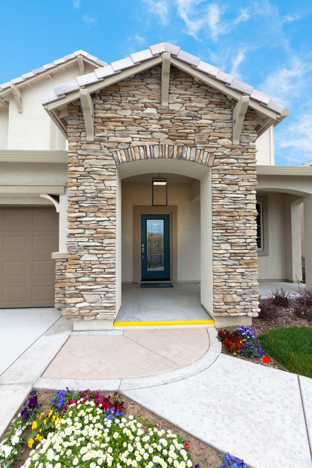 Z-LITE JENAMEES INC. 566CHXL-BK-LED 1515e156-f78f-4407-b3cf-efd7d072fc56