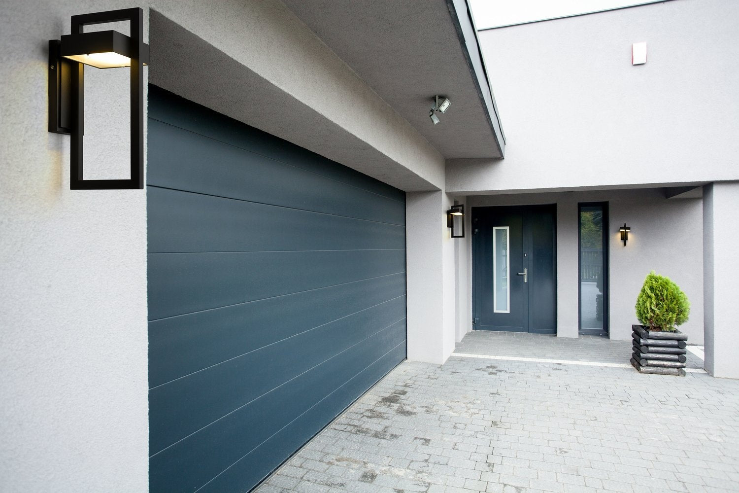 Z-LITE JENAMEES INC. 566M-BK-LED 6b3a8af3-4702-4d1f-86f7-708c3332dbab