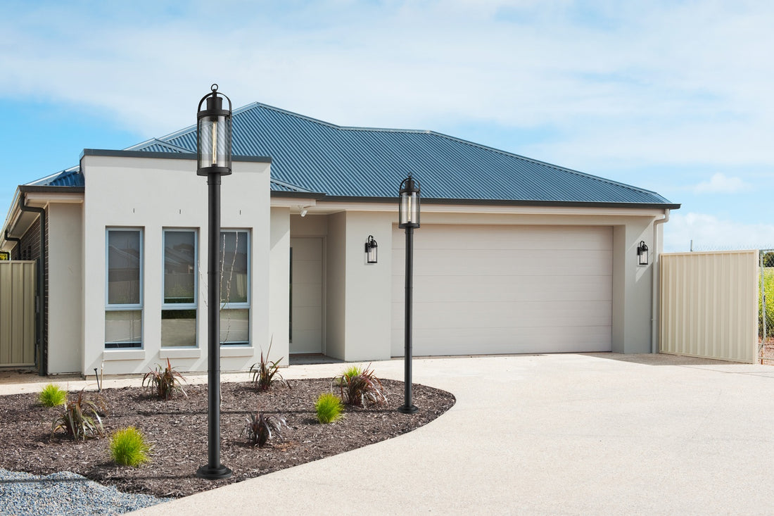 Z-LITE ROUNDHOUSE OUTDOOR POST MOUNTED FIXTURE | 569PHB-567P-BK - Post
