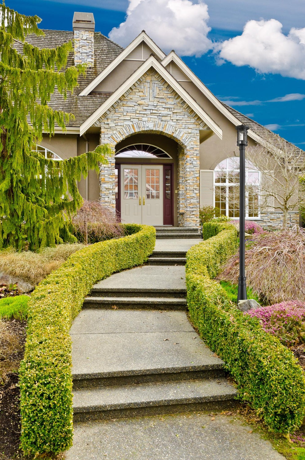 Z-LITE JORDAN OUTDOOR POST MOUNTED FIXTURE | 570PHM-519P-BK - Post