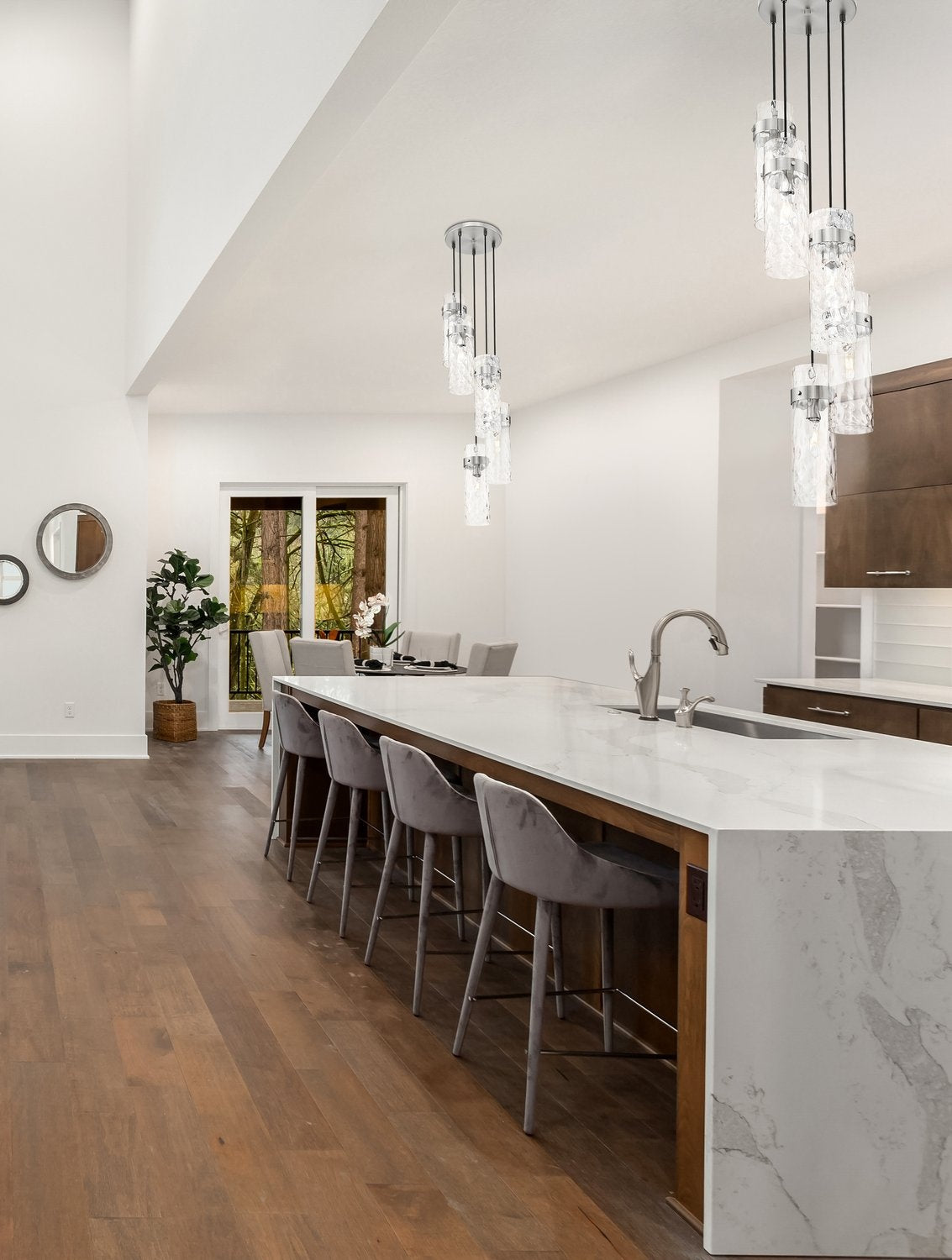 Z-LITE, FONTAINE CHANDELIER, CHANDELIER LIGHT