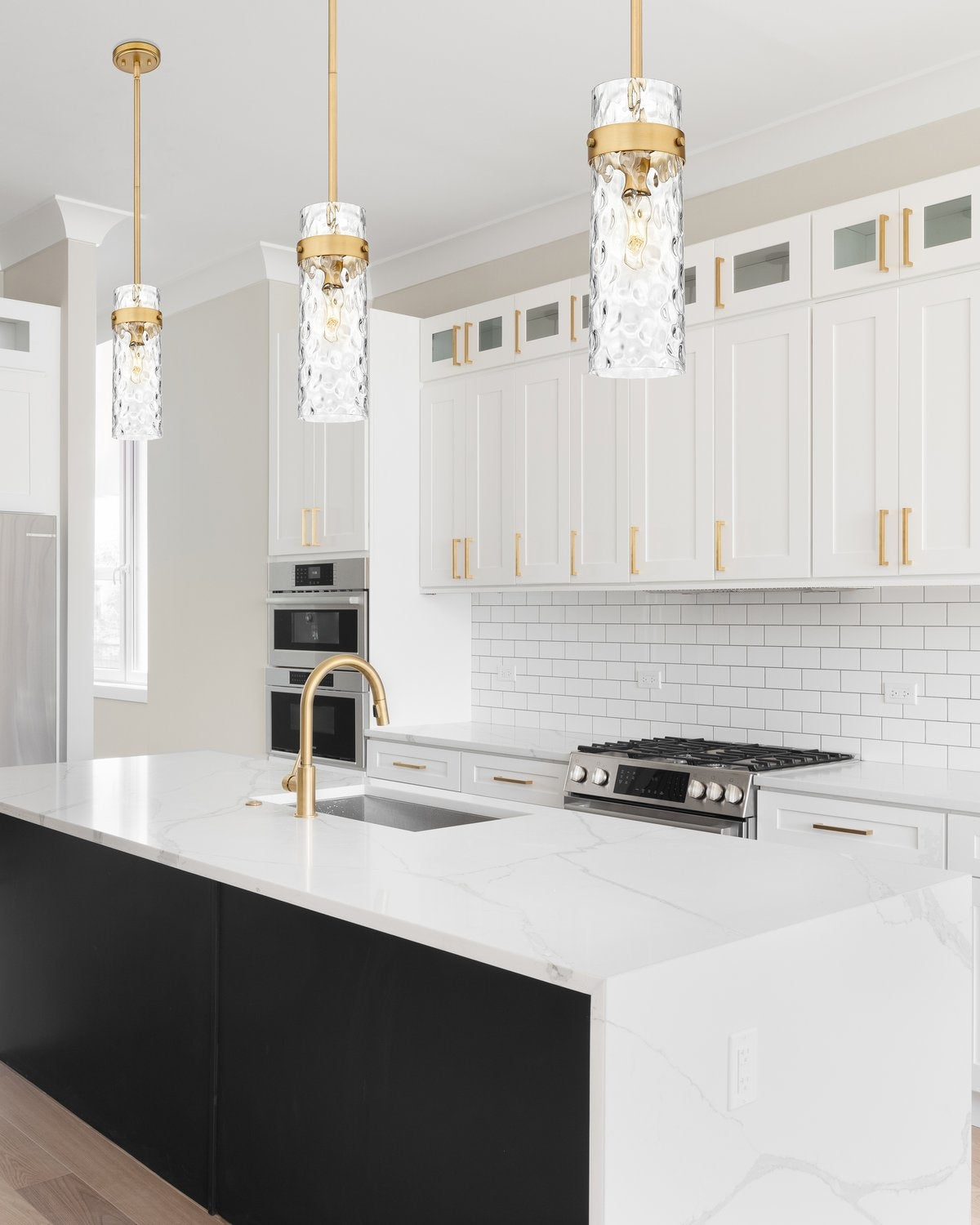 Z-LITE, FONTAINE PENDANT, PENDANT LIGHT