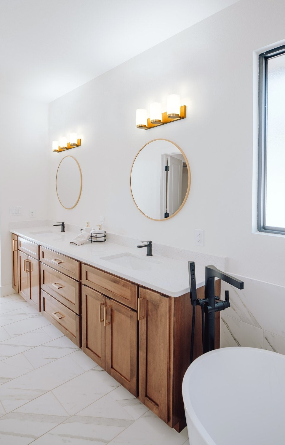 Z-LITE, BURK VANITY, VANITY LIGHT