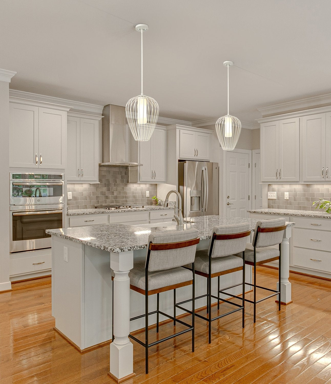 Z-LITE, SAVANTI PENDANT, PENDANT LIGHT