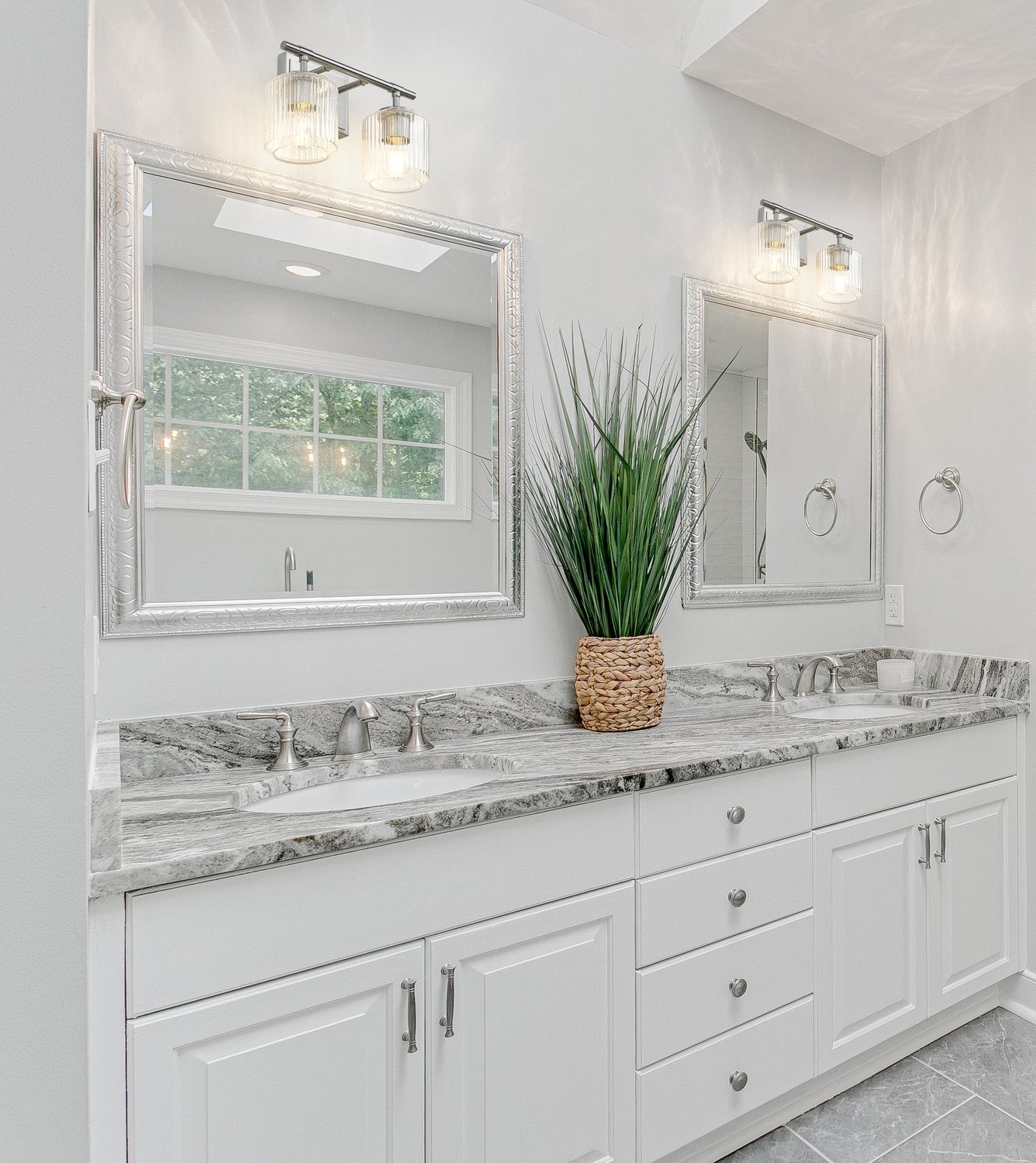 Z-LITE, LANDON VANITY, VANITY LIGHT