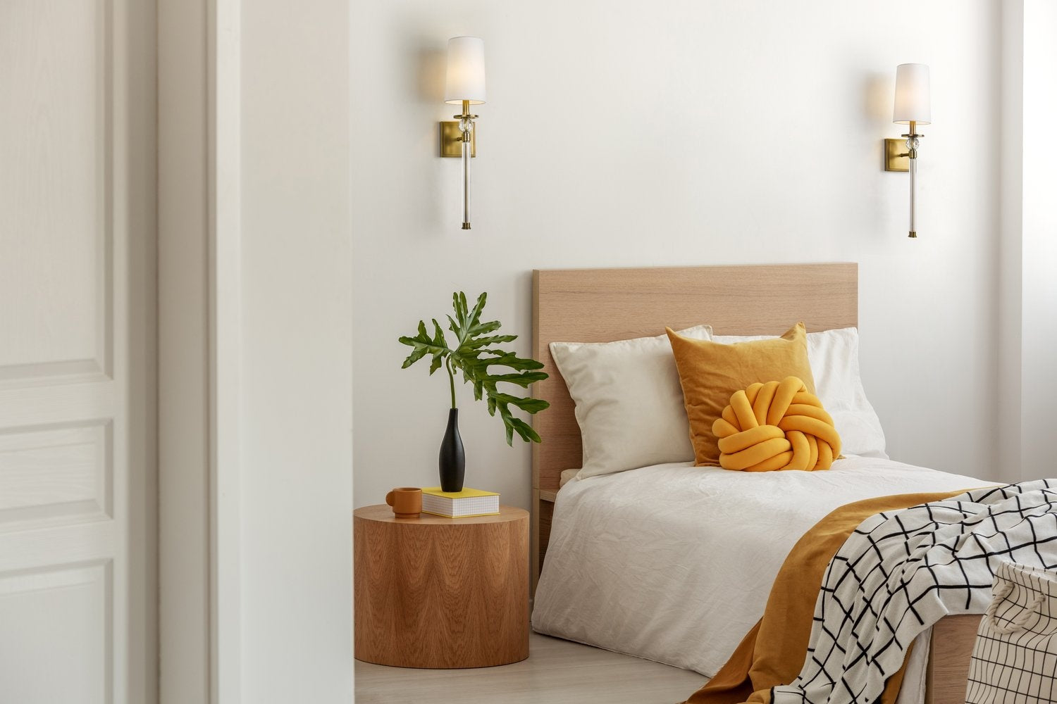 Z-LITE, MIA WALL SCONCE, WALL SCONCES