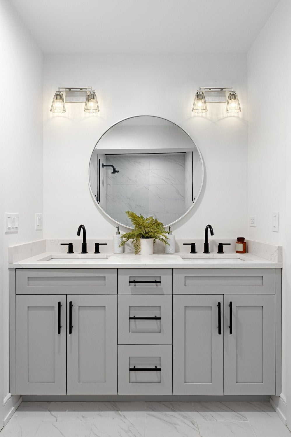 Z-LITE, LYNA VANITY, VANITY LIGHT