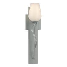 Hubbardton Forge - Canada 203030-SKT-82-GG0303 - Flora Sconce